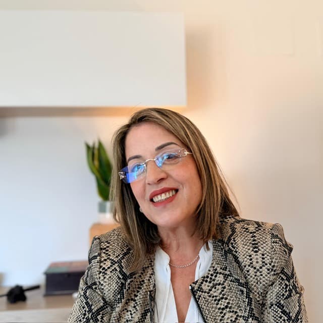 Rosa Valentín, asesora personal de seguros en Madrid